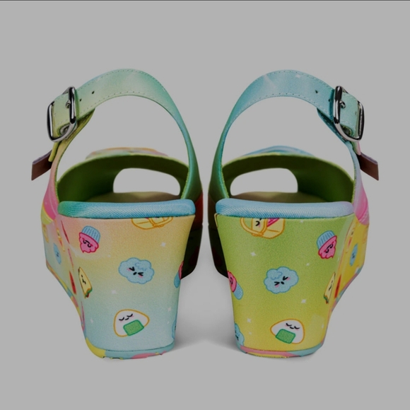 Hot Chocolate Design Picnic Sandals - Picture 5 of 16